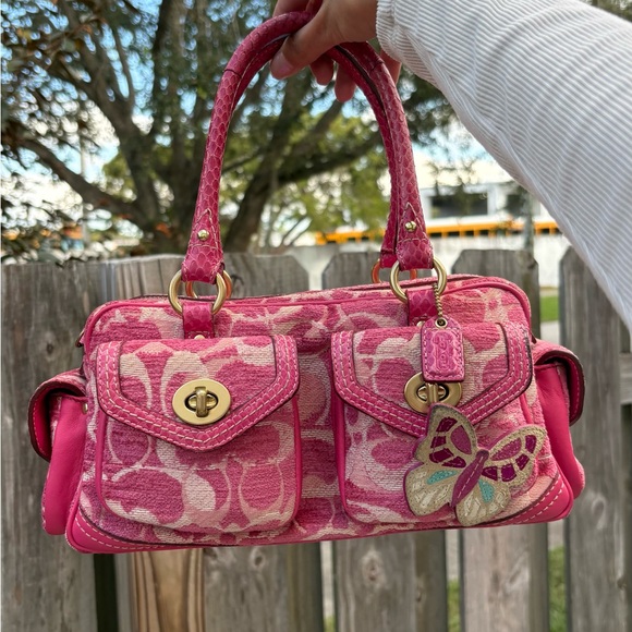 Meet your Posher, Samantha - Picture 3 of 3